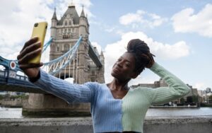 Six major reasons Nigerians in UK are so stingy