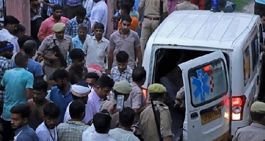 How 116 people was killed in a crush at a religious gathering in northern India