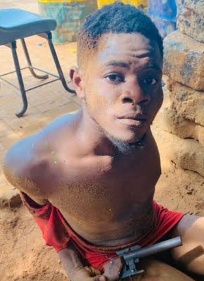 See how Hunters Rescue Kidnapped Victim in Anambra, Capture Kidnapper