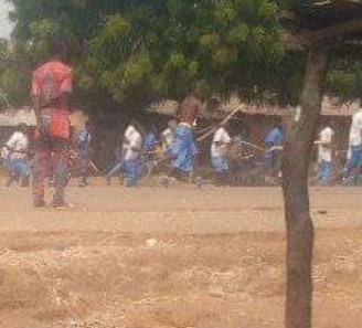 Breaking News: Violence Erupts in Abako, Benue State as Secondary School Students Attack Soldiers Following Soldiers Destroying School